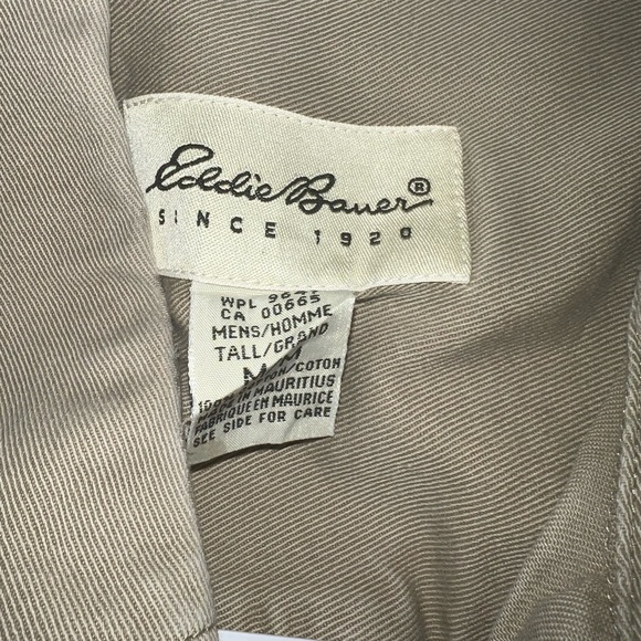 Eddie Bauer Short Sleeve Shirt Men’s Medium - Picture 3 of 3